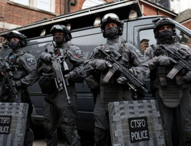 Βρετανία: Σε επιφυλακή αεροδρόμια και πυρηνικοί σταθμοί - Φοβούνται τρομοκρατικό χτύπημα